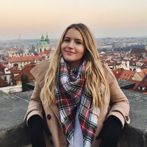 Meet your Posher, Lexi